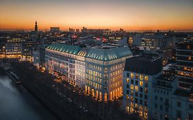 Fairmont Hotel Vier Jahreszeiten